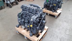 Motor deutz td2011l04w-12 pe palet în depozit 1 Motor deutz td2011l04w-12 pe palet în depozit
