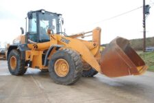 Buldoexcavator CASE 721E de vânzare pentru piese de schimb