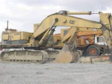 Dezmembrăm Excavator Caterpillar 231DME