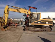 Excavator pe șenile Caterpillar 320N pentru dezmembrări