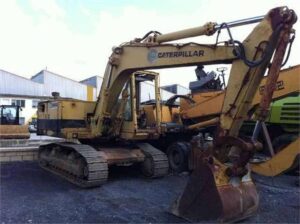 Dezmembrarea excavatorului caterpillar 215b 1 Dezmembrarea excavatorului caterpillar 215b