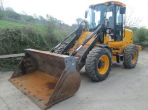 Buldoexcavator jcb 411 – piese testate și verificate