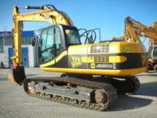 Excavator JCB JS200 pentru dezmembrare