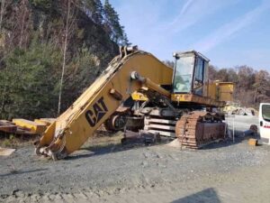 Dezmembrăm excavator cat 375 1 Dezmembrăm excavator cat 375