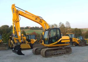 Dezmembrăm excavator jcb js130 - piese și componente disponibile 1 Dezmembrăm excavator jcb js130 – piese și componente disponibile