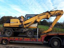 Dezmembrați Excavator Liebherr A316 - Piese de Schimb Disponibile