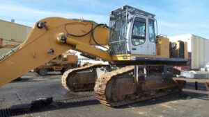 Dezmembrarea excavatorului liebherr r964 - comercializare piese și accesorii 1 Dezmembrarea excavatorului liebherr r964 – comercializare piese și accesorii