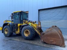 Piese Dezmembrări Încărcător Frontal Hyundai HL 760-9