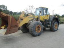 Dezmembram Încărcător Frontal Komatsu WA470-5