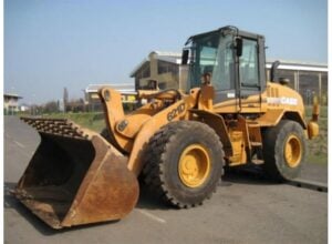 Dezmembrăm volă case 621d – utilaj complet, distribuitor hidraulic defect