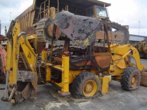 Dezmembrare buldoexcavator jcb 2cx ars