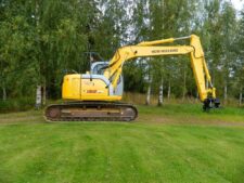 Excavator New Holland E135 - Dezmembrare