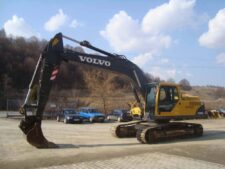 Excavator Volvo EC240 - Piese de Schimb și Dezmembrare