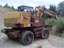 Dezmembrari excavatoare Case 688