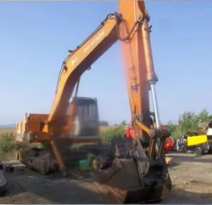 Dezmembrare excavator fiat-hitachi fh200 – piese și componente