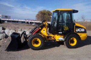 Piese pentru încărcător frontal jcb 406b - dezmembrări și componente 1 Piese pentru încărcător frontal jcb 406b – dezmembrări și componente