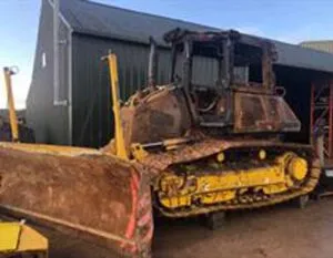 Dezmembrări buldozer komatsu – piese second hand
