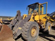 Dezmembrarea Utilajelor Volvo - Încărcător Frontal Volvo L90D