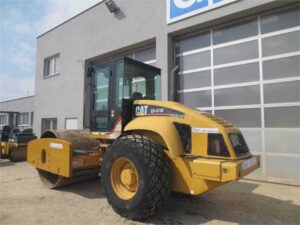 Dezmembrări utilaje grele caterpillar cs-573e 1 Dezmembrări utilaje grele caterpillar cs-573e