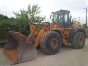 Dezmembrări utilaje industriale – încărcător frontal case 921e – piese verificate