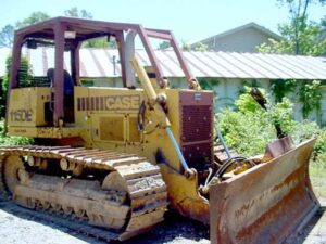 Dezmembrez buldozer case 1150e 1 Dezmembrez buldozer case 1150e