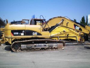 Dezmembrez excavator caterpillar 325d ln din 2008 1 Dezmembrez excavator caterpillar 325d ln din 2008