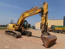 Excavator Komatsu PC210 LC-8 pentru dezmembrări