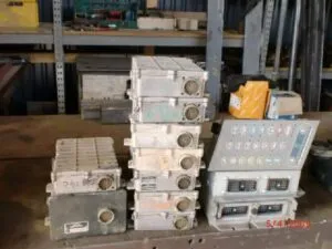 Controlere și module electrice pentru excavator liebherr r900