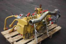 Distribuitor Hidraulic pentru Excavator Caterpillar 320C