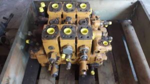 Distribuitor hidraulic pentru caterpillar 962h 1 Distribuitor hidraulic pentru caterpillar 962h