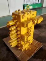 Distribuitor Hidraulic pentru Komatsu PC300-11