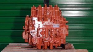 Distribuitor hidraulic pentru utilaje fiat-hitachi