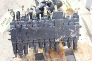 Distribuitor hidraulic central excavator komatsu pc40mr pc45r