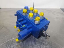 Distribuitor Hidraulic pentru Komatsu PC20-7