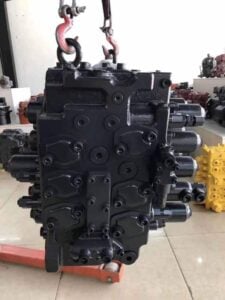 Distribuitor hidraulic pentru excavator volvo ec330-12