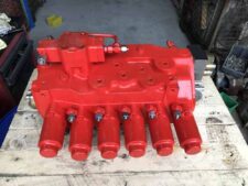 Distribuitor hidraulic pentru excavatoare OK RH9