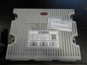 Ecu calculator hyundai r210lc-9 p/n 21q6-32106 1 Ecu calculator hyundai r210lc-9 p/n 21q6-32106
