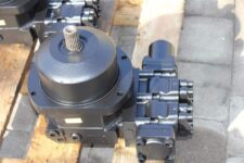 Hidromotor Transmisie Finală Secund Hand pentru Eder R815