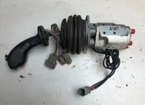 Joystick pentru utilaje jcb 426, 436, 446, 456, 457