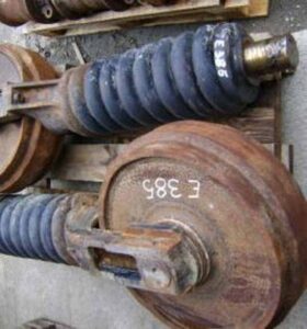 Idler new holland e385 1 Idler new holland e385