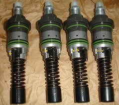 Injectoare noi originale pentru motor deutz bf4l2011 1 Injectoare noi originale pentru motor deutz bf4l2011