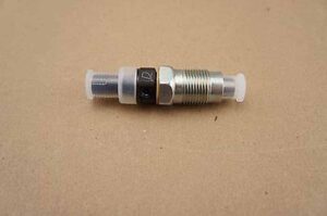 Injector pentru motor kubota v1505 ebg 1 Injector pentru motor kubota v1505 ebg