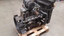 Motor Isuzu 4LE1