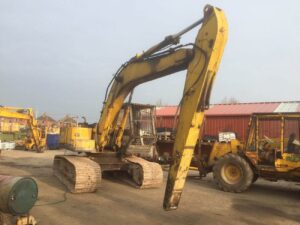 Dezmembrări excavator jcb js150