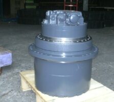 Reductor de deplasare și hidromotor pentru Komatsu PC128