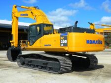 Dezmembram Komatsu PC300 LC