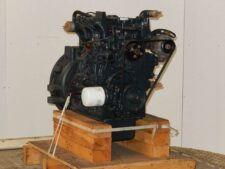 Motor Kubota V2403 pe Palet de Lemn