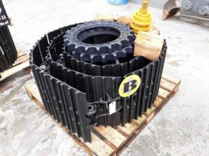 Lant senila excavator hyundai r290 - kit complet 1 Lant senila excavator hyundai r290 – kit complet