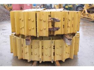 Lanturi si papuci de senile second-hand pentru komatsu d155 1 Lanturi si papuci de senile second-hand pentru komatsu d155