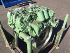 Motor Mercedes-Benz OM421